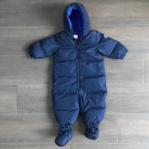 Gap snowsuit 12-18 month